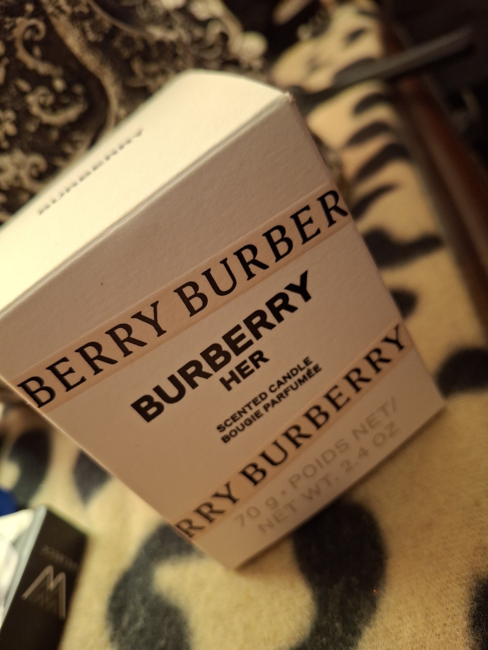 Burberry Pale Pink HER Scent Candle